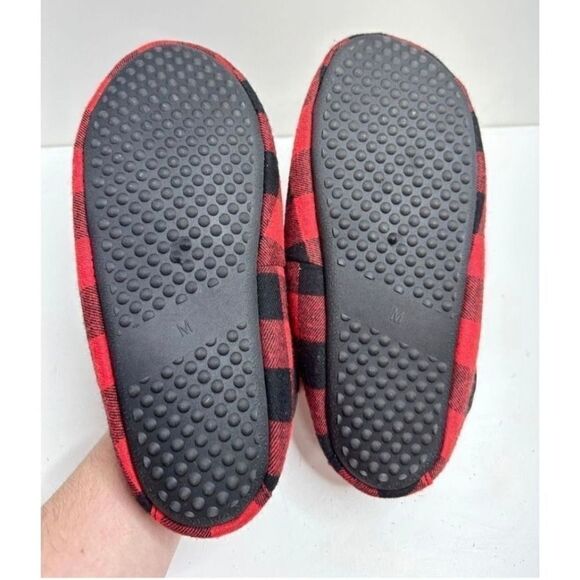 Nordstrom Rack Red Black Buffalo Plaid Moccasin Slippers Size Medium - Picture 7 of 7